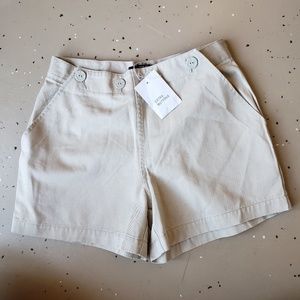 $7 FIRM NWT💥MODA Shorts in Women's size 4